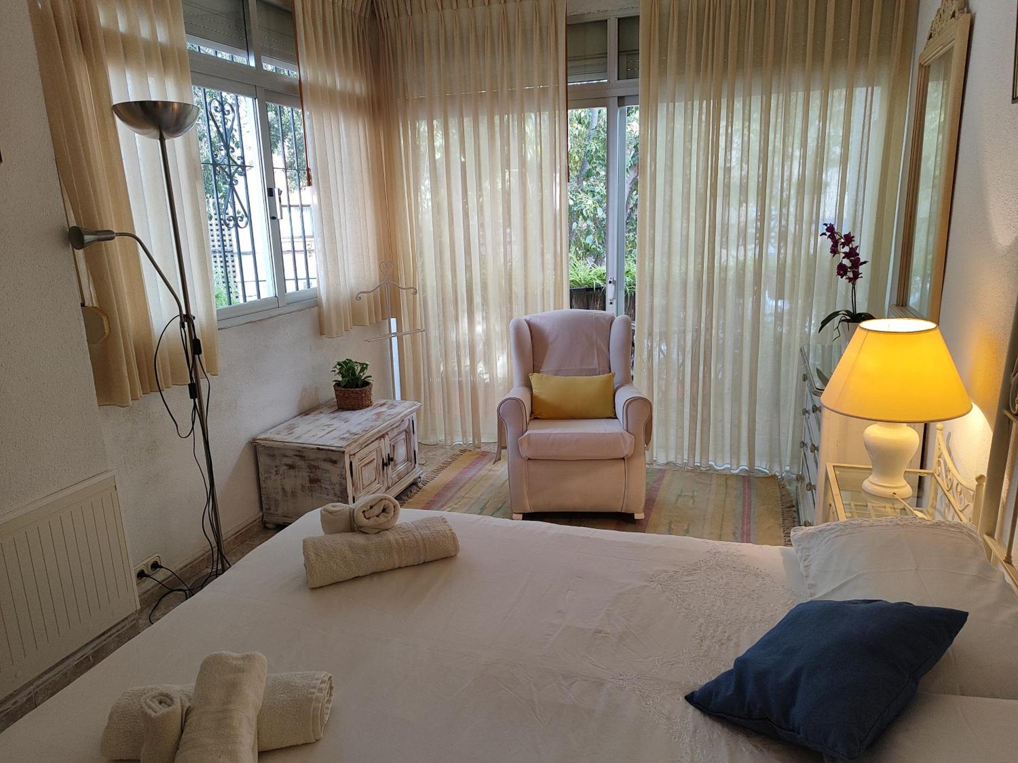 Seaside Escape In Apartment *
