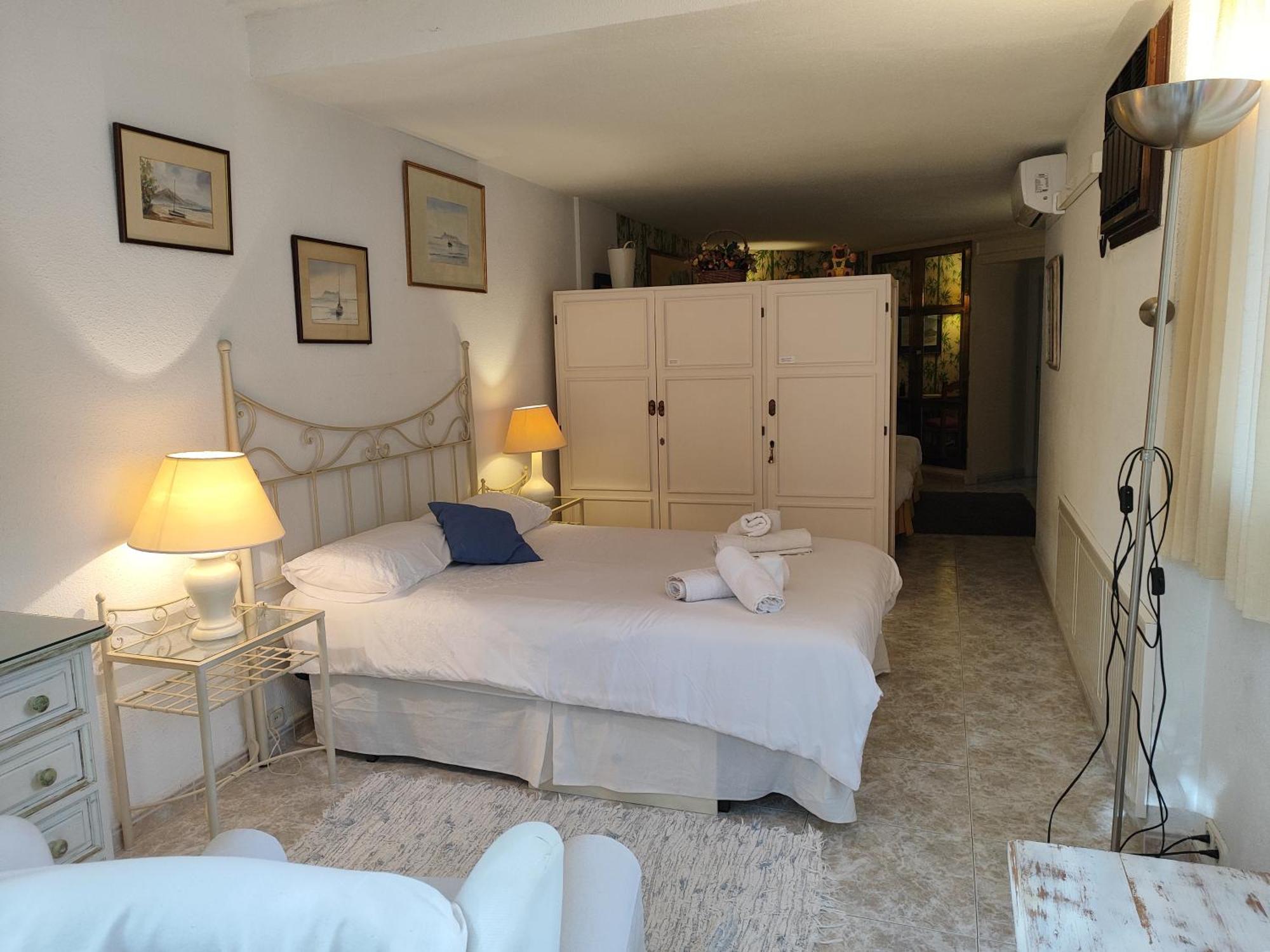 Seaside Escape In Apartment Marbella